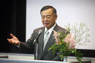 中山成彬先生082