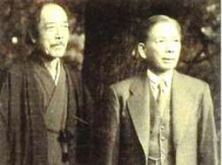 横山大観(左)醉心山根社長(右)