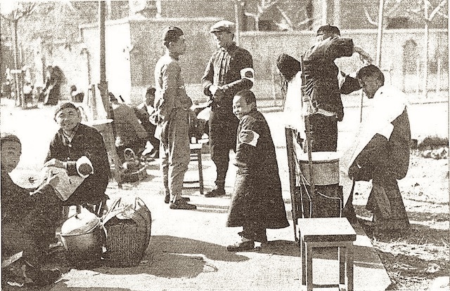 20200306 良民証をつけた南京の子供